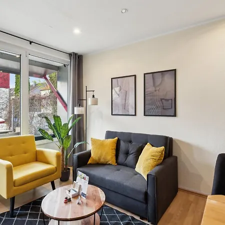 Charysma - Aurum-suite, Modernes & Elegantes Design, Parkplatz, Terrasse شقة