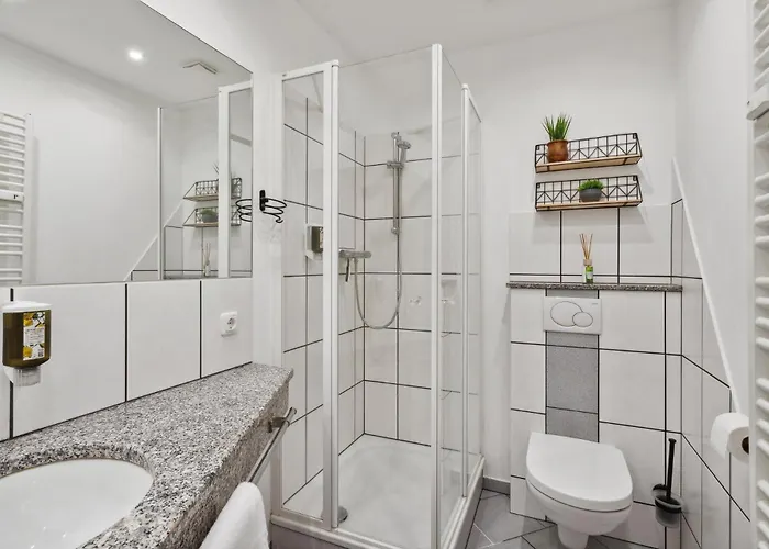 Charysma - Aurum-suite, Modernes & Elegantes Design, Parkplatz, Terrasse * Hamelin